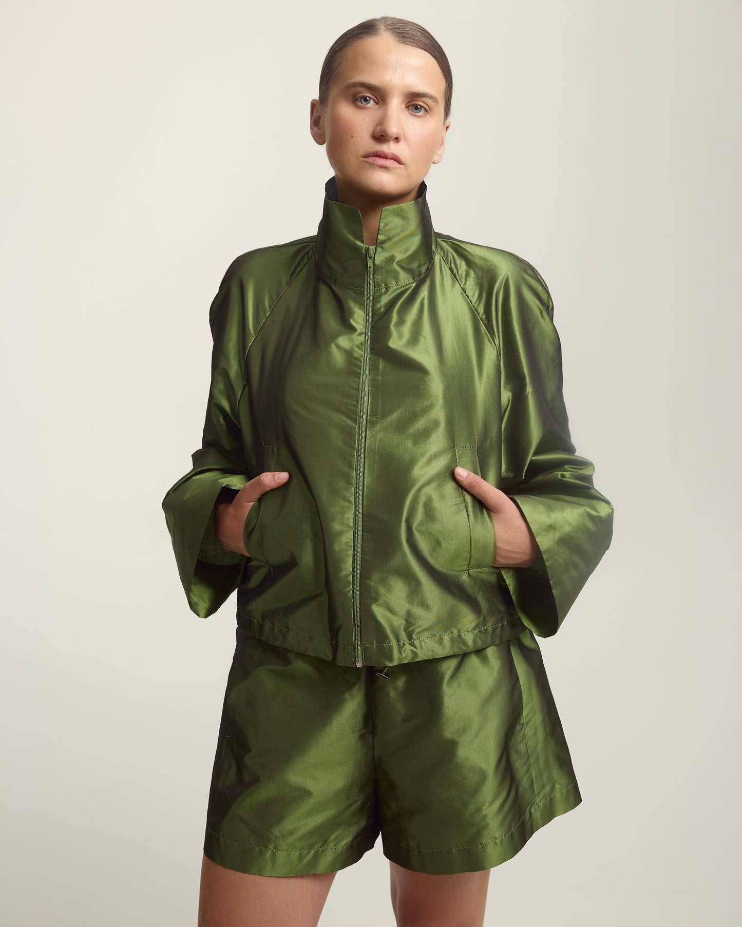 Verde Windbreaker